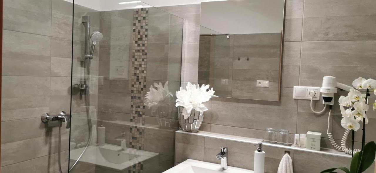 Hanna Apartman Bük Esterno foto